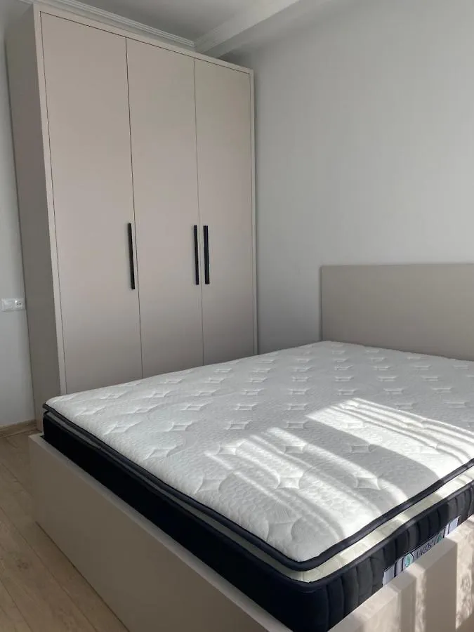 באטומי Zurkas' Guesthouse בית הארחה